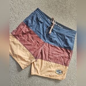 Howler Brothers Waveform Board Shorts Size 32